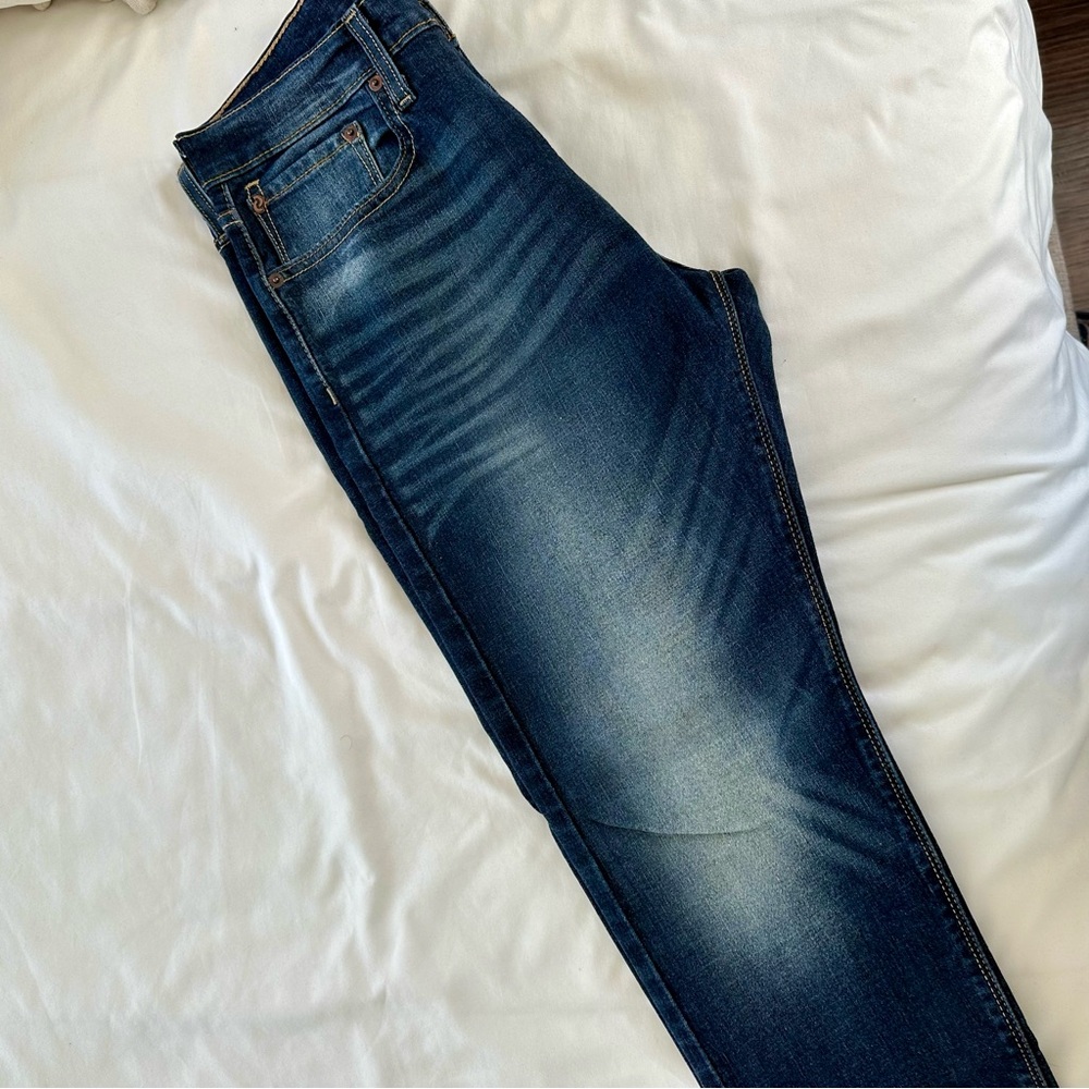 Levi’s Denizen slim taper fit jeans